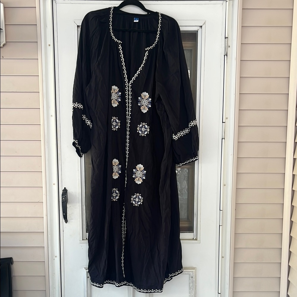 Old Navy Embroidered Kaftan size 3x